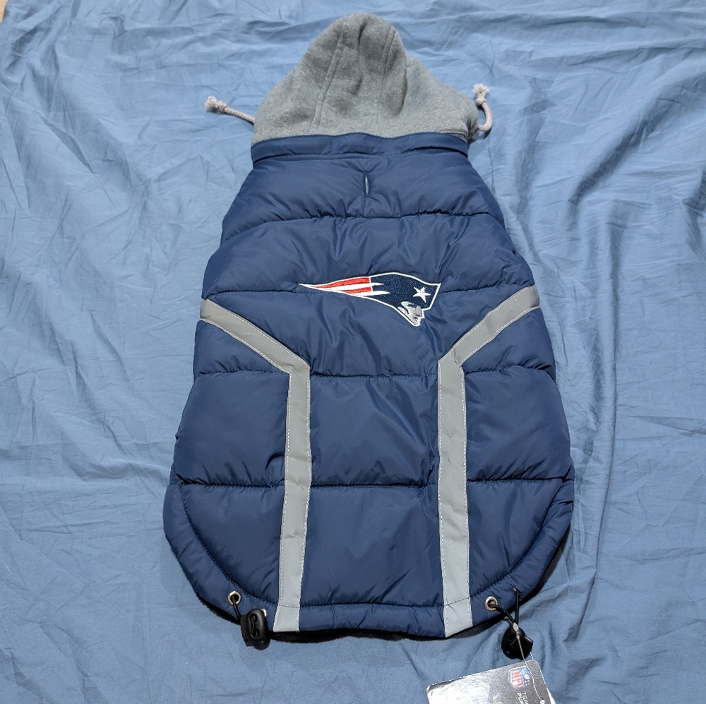 NFL Navy and Gray Dog Puffer Jacket, New England Patriots, Size 2XL